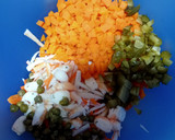Foto del paso 4 de la receta: Ensaladilla de buey de mar y cangrejo real