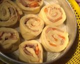 Foto langkah ke 7 dari resep 294. eggless Pizza Roll.