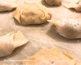 A picture of step 4 of Chinese wanton (soup based, but available to make it pan fried).