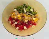 Foto del paso 2 de la receta: Ensalada multicolor y multicrujiente (8 ingredientes)