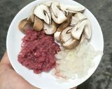 Hình bước làm 1 của món Bò xào nấm
