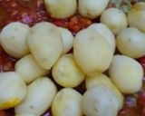 चटपटी बेबी पोटैटो करी (chatpati baby potato curry recipe in Hindi) रेसिपी चरण 3 फोटो