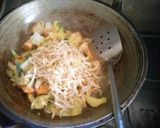 Foto langkah ke 5 dari resep Tumis duo sawi plus oncom.