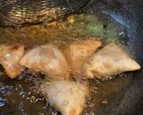 A picture of step 8 of Spicy Paneer Masala Samosas.