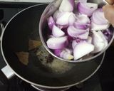 A picture of step 4 of Shahi Paneer.