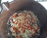 Foto del paso 1 de la receta: Torrejas de zucchini, zanahoria y atún 😋