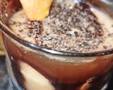 A picture of step 5 of Choco Chikoo shake.