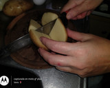 Foto del paso 4 de la receta: Pollo "entalcado" con papas rústicas