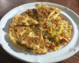 Foto langkah ke 6 dari resep Telur Dadar Saus Kecap Inggris.