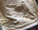 A picture of step 3 of Simple brownie w/ mango ice cream 🍨.