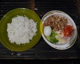 Foto langkah ke 1 dari resep Nasi Tim Ayam Telur.