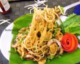 A picture of step 5 of Mee Goreng.