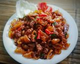 Foto langkah ke 5 dari resep Oseng Kikil Tempe Pedas Manis Gurih.