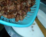 A picture of step 5 of Eid special khajoor kheer.