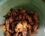 Foto langkah ke 3 dari resep Ayam kecap pedas.
