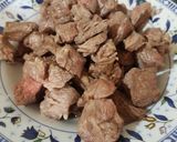 Foto del paso 4 de la receta: Empanadas de carne cortada a cuchillo al vino tinto