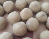 Foto langkah ke 5 dari resep Bola-Bola Ubi krispy.