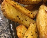 Foto del paso 10 de la receta: Pollo al horno marinado con papas