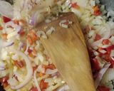 Foto del paso 2 de la receta: Tarta de pollo y champiñones con masa integral