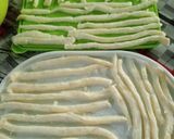 Foto langkah ke 4 dari resep Stik Singkong Keju.