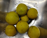 Foto del paso 1 de la receta: Limas encurtidas/envasadas