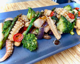 Foto del paso 8 de la receta: Brócoli  🥦 Salteado con Calamar 🦑