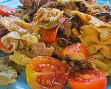 Foto del paso 3 de la receta: Ensalada de lacitos con pulpitos