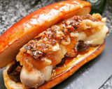 Foto del paso 9 de la receta: Bratwurst con champiñones al foie y cebolla caramelizada