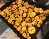 Une image de l'étape 6 de Pommes de terre roseval rôties aux épices, ail, échalotes et origan.