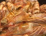 Foto del passaggio 2 della ricetta Bisque di gamberoni (buzara style)