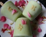A picture of step 1 of Pista kulfi.