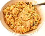 Foto del paso 3 de la receta: Albóndigas de pollo en salsa de almendras🍲