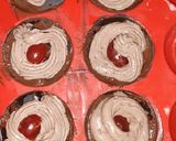 A picture of step 4 of Nutella Cake Dome.