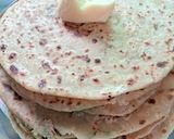 A picture of step 6 of Punjabi Aaloo paratha.