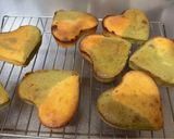 A picture of step 7 of Cookpad Valentine Matcha Heart Cake.