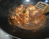Foto langkah ke 3 dari resep Ayam Kecap Bawang Pedas.