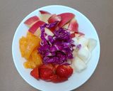 Foto langkah ke 3 dari resep Salad buah dan saus strawberry.