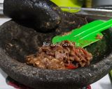 Foto langkah ke 2 dari resep 75. Tumis Kangkung Terasi Saos Tiram.