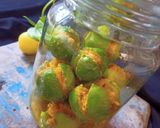 A picture of step 2 of No Cook No Oil Lemon pickle.