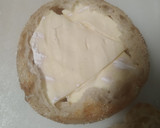 Foto del paso 2 de la receta: Pan relleno de Brie y bacon