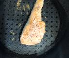 Hình ảnh bước 3 Creamy Salmon Pasta -Mì Ý Cá Hồi Sốt Kem