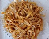 Foto langkah ke 2 dari resep Kwetiau Goreng Seafood.
