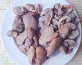 Hình bước làm 1 của món GỎI lòng gà bắp cải