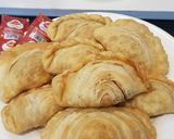 Foto langkah ke 8 dari resep Karipap Pusing.