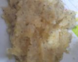 A picture of step 3 of Apple paratha.