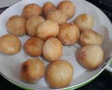 Hình bước làm 9 của món Bánh rán bọc đường