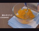 A picture of step 4 of SQUASH  BAKED CHEESECAKE.
