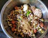 A picture of step 2 of Mix Sprouts Kebabs.