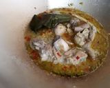 Foto langkah ke 2 dari resep 34. Rica Ayam Kemangi.