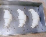 A picture of step 13 of Croissant.